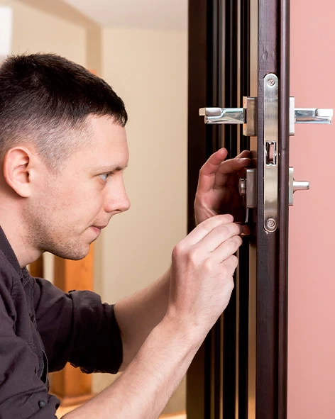 : Professional Locksmith For Commercial And Residential Locksmith Services in East Porterville, CA