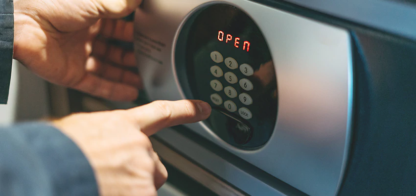 Cash Safe Openers in East Porterville, California