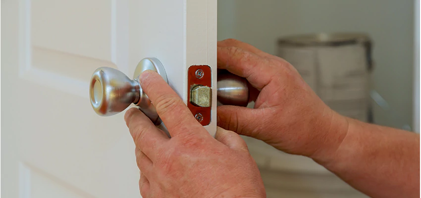 AAA Locksmiths For lock Replacement in East Porterville, California