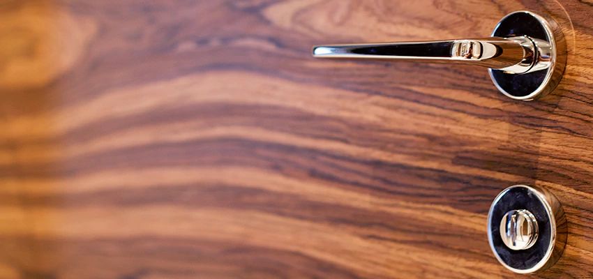 On Demand Locksmith For Key Fobs Repair in East Porterville, California